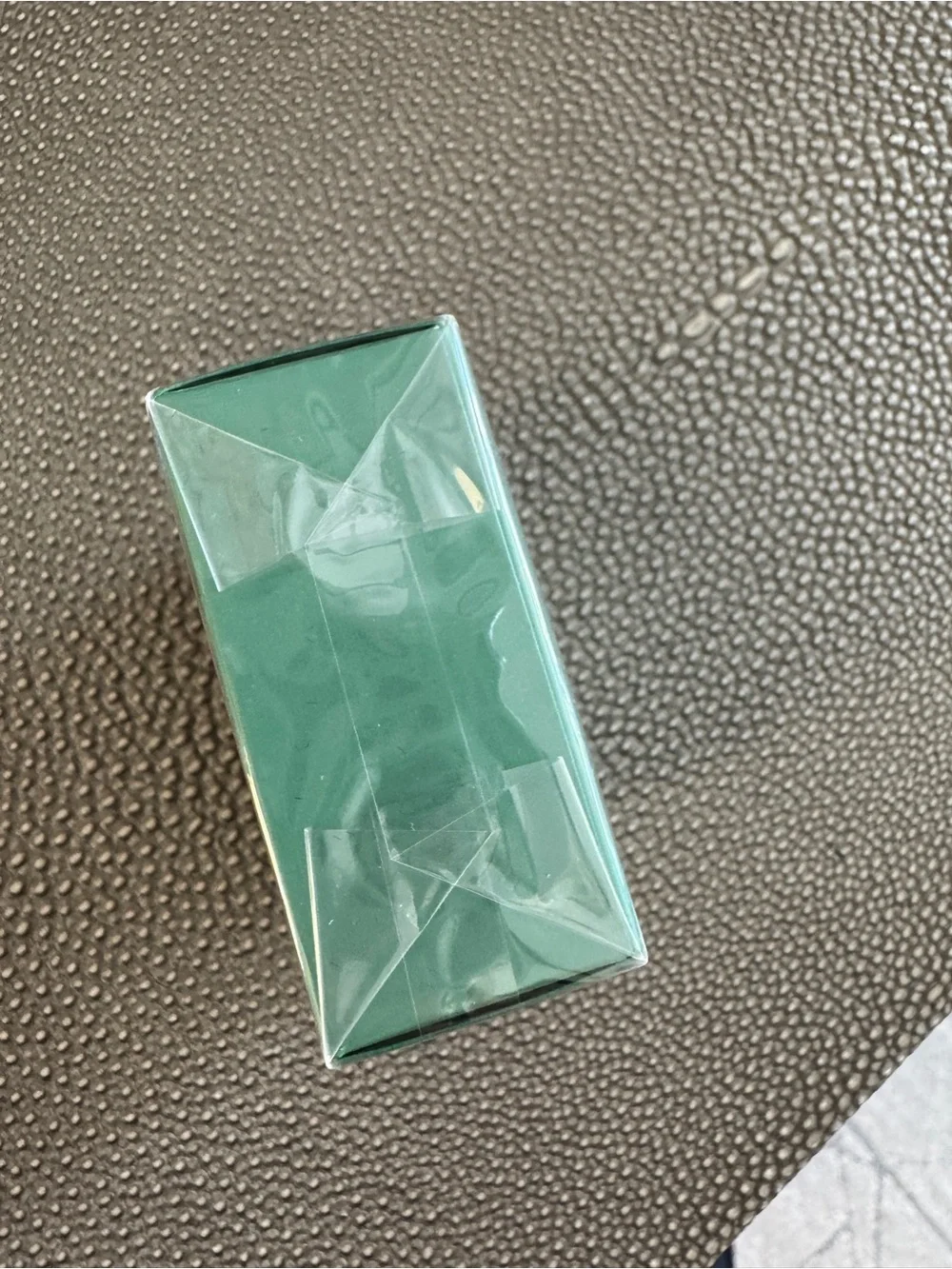 La Mer The Lip Balm - Teal Packaging